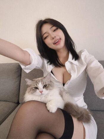 Miyu Kitty