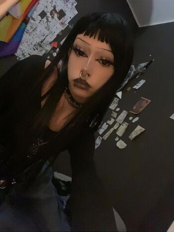 Moly Sika