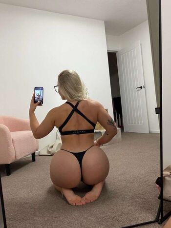 _mommymewtwo