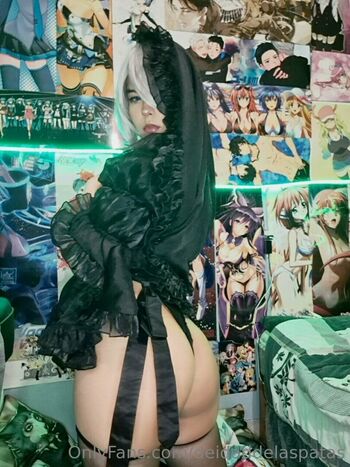 Momoiro Cosplay