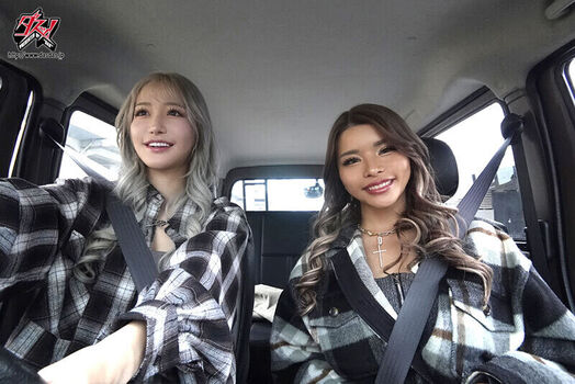 Momonaga Sarina