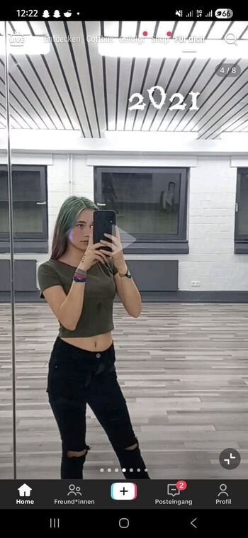 Mona Mona
