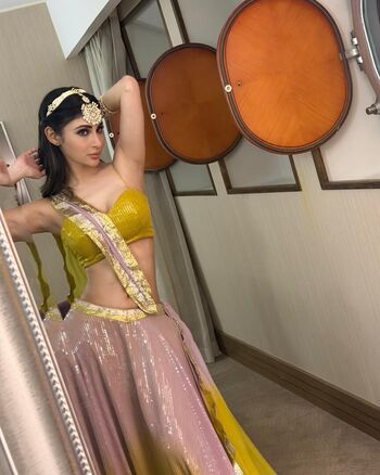 Mouni Roy