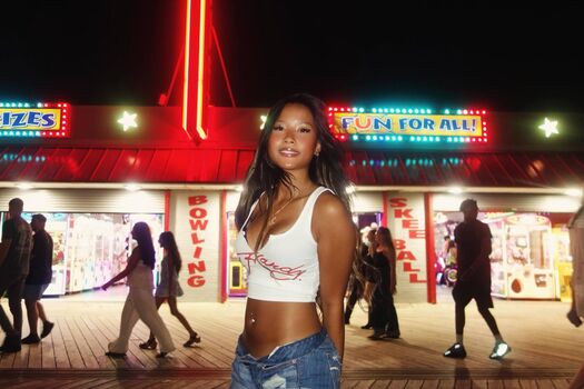Full leaked Shae underscore/ private onlyfans photo