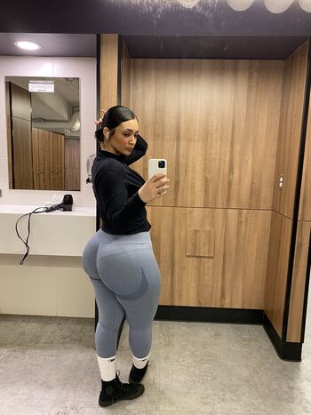 Full leaked Muscle fat girls private onlyfans photo