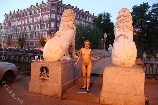 Nackt In Russland
