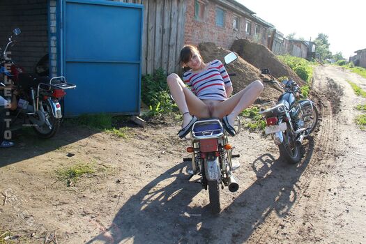 Nackt In Russland