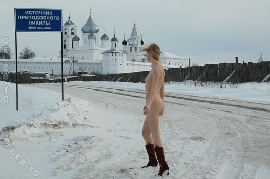 Nackt In Russland