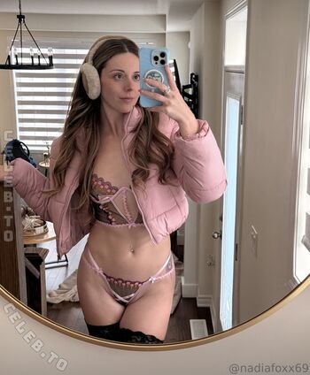Nadia Foxx