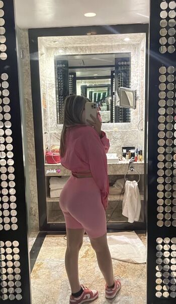 Full leaked Nadiasultanx page private onlyfans photo