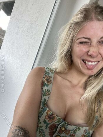 nadine_freund