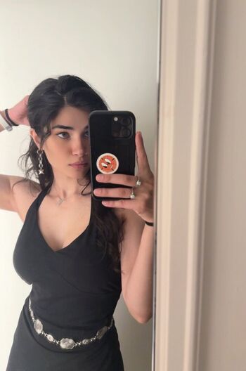 Full leaked Naila iqbal private onlyfans photo