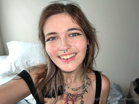 naivebunnyx