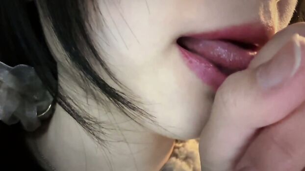 Nana ASMR