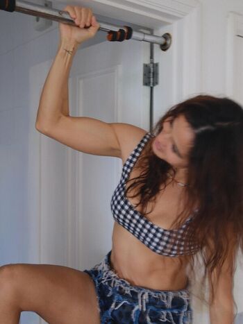 Nanda Costa