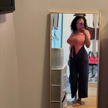 Full leaked Naomi page private onlyfans photo