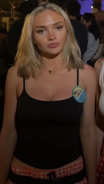 Natalie Alyn Lind