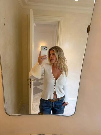 Natasha Oakley