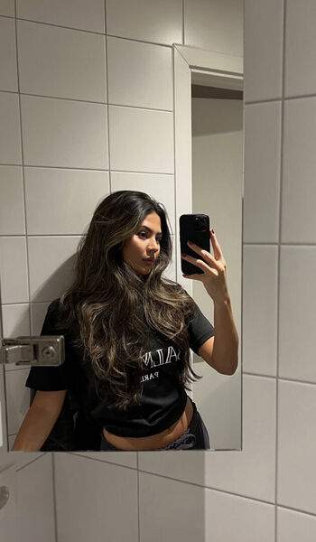Nathalie Lok
