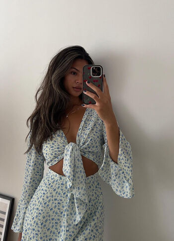 Nathalie Lok