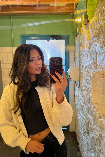 Nathalie Lok