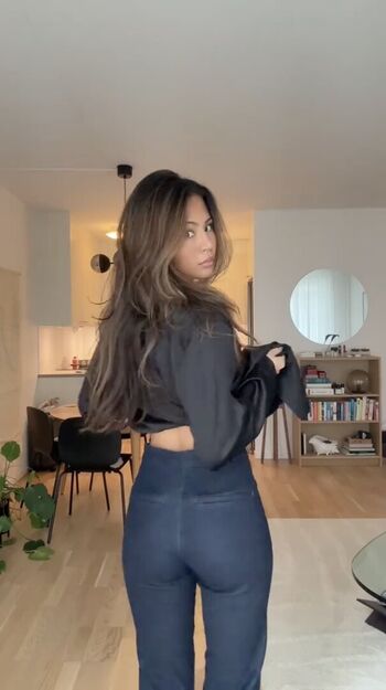 Nathalie Lok