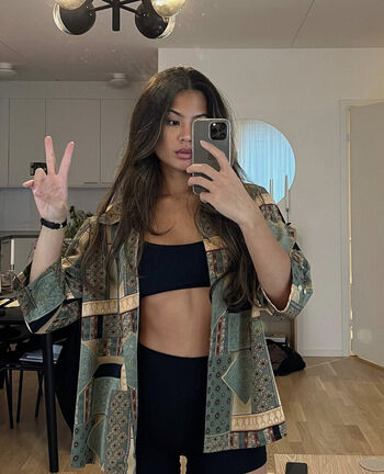 Nathalie Lok