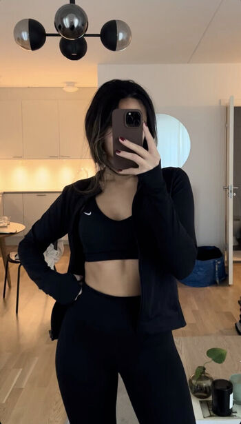 Nathalie Lok