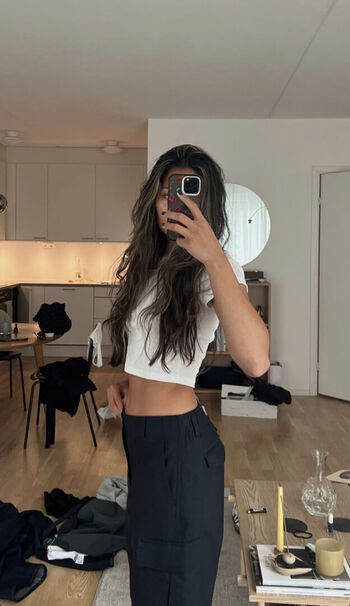 Nathalie Lok