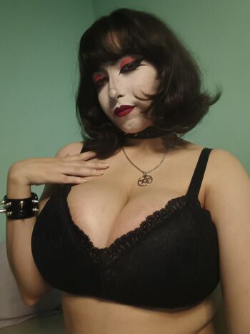 Nattasha Nyx
