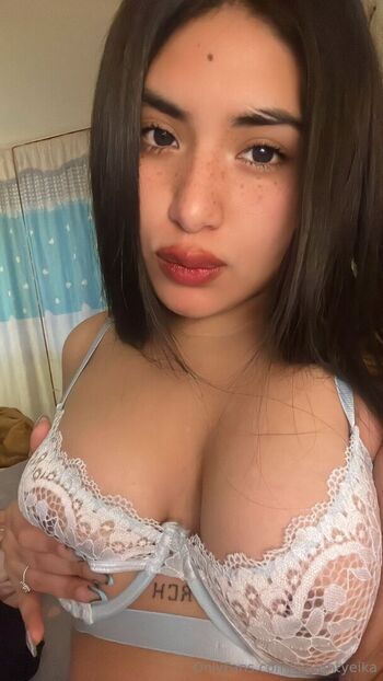 naughtyeika