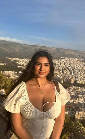 Full leaked Vickyshedonism private onlyfans photo