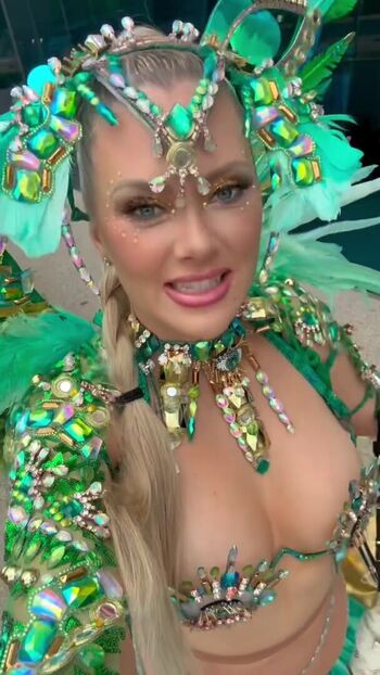 Full leaked Nicole arbour page private onlyfans photo