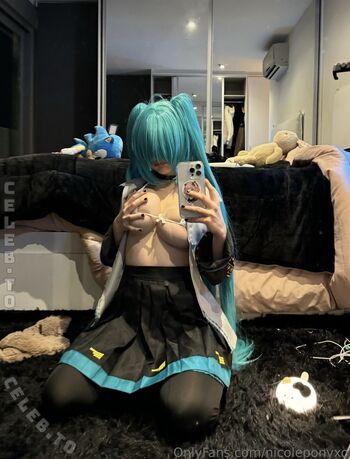 Nicole Pony