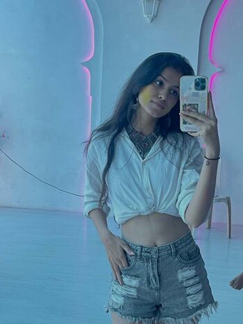 Full leaked Niki lalwani private onlyfans photo
