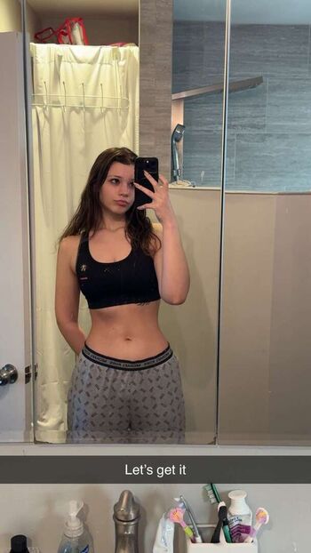 Nikki Woods