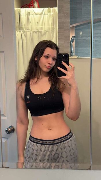 Nikki Woods
