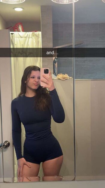 Full leaked Nikki woods private onlyfans photo