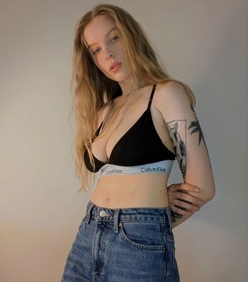 Full leaked Nikkidreams private onlyfans photo