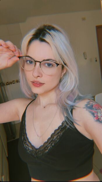Ninelaris