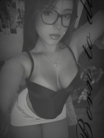 Full leaked Novinhas peitudas private onlyfans photo