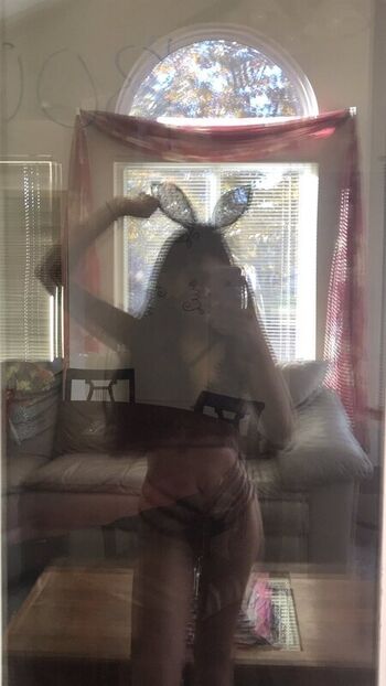 Full leaked Julia sophie/ private onlyfans photo