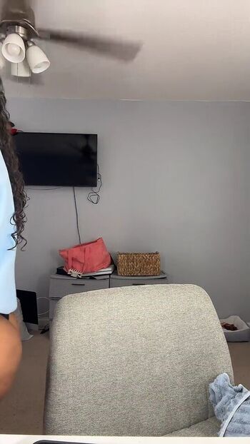 Official_sianna