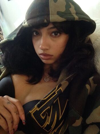 Full leaked Oliviaraynn private onlyfans photo