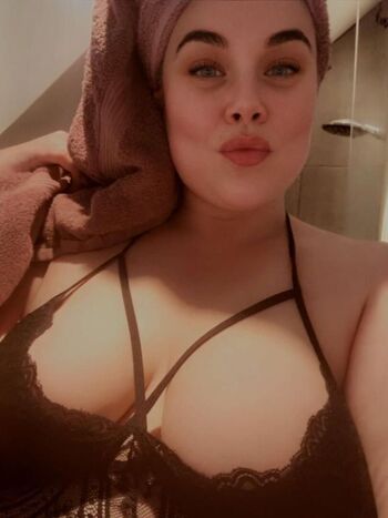Only_curvycutie