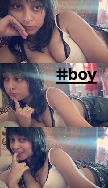 Full leaked Kiwibear/ private onlyfans photo