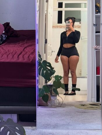 Full leaked P la shae page private onlyfans photo