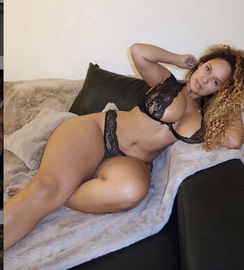 Pamela Alex