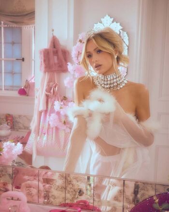 Paris Hilton