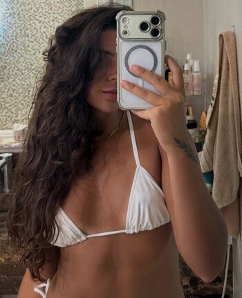 Paula Nobre